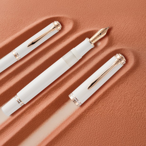 Pelikan Souverän M600 White Rose Gold Special Edition  Stylo Plume