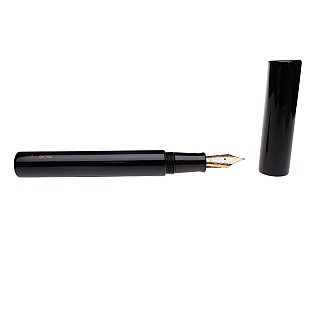 Danitrio Genkai Roiro-migaki Kuro (Black) LE Fountain Pen Pre-owned