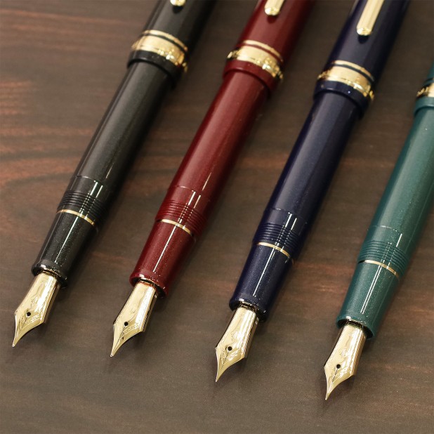 Sailor 1911L 18k Shining Black GT Füllfederhalter