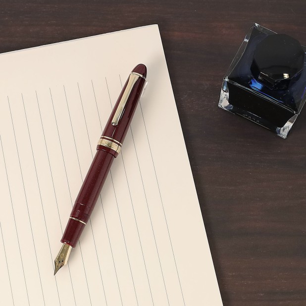 Sailor 1911L 18k Shining Red GT Füllfederhalter