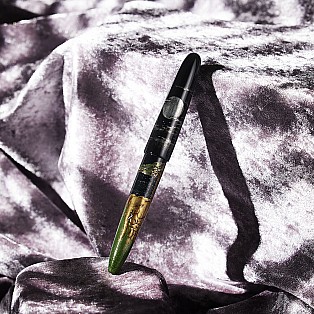 Sailor 1911 King of Pens Maki-E Elephant in the Moonlight Pluma Estilográfica