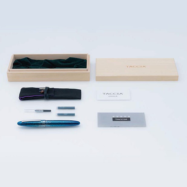 Taccia Galactic Gems Blue Galaxy Fountain pen