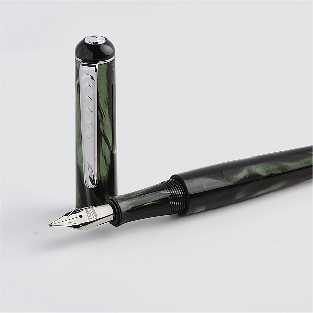 Tom Hessin Charles Collection Highland Green Vulpen