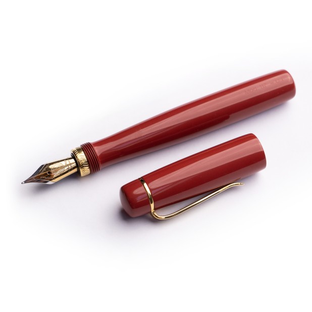 Ulpia 117 Ebonite Coral GT Reservoarpenna