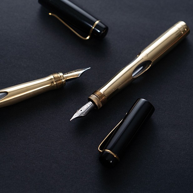Ulpia 117 Ebonite Black and Brass Mira GT Stylo Plume
