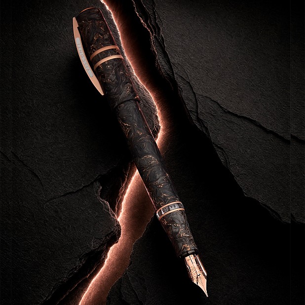 Stylo plume Visconti Homo Sapiens Carbon Rose édition limitée