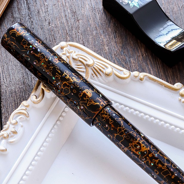 Wancher Sekai Saihi Urushi Kuro-age Raden Vulpen