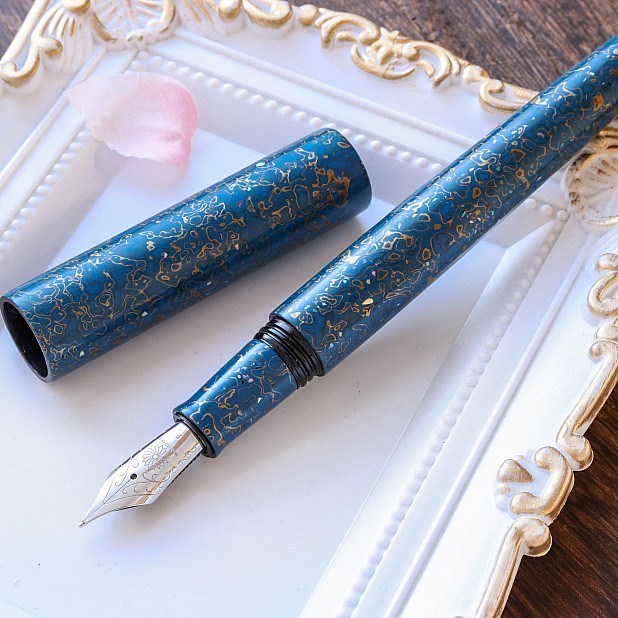 Wancher Sekai Saihi Urushi Ao-age Raden Vulpen