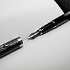 Stylo à bille Diplomat Excellence A Guilloche PVD Noir/Chrome