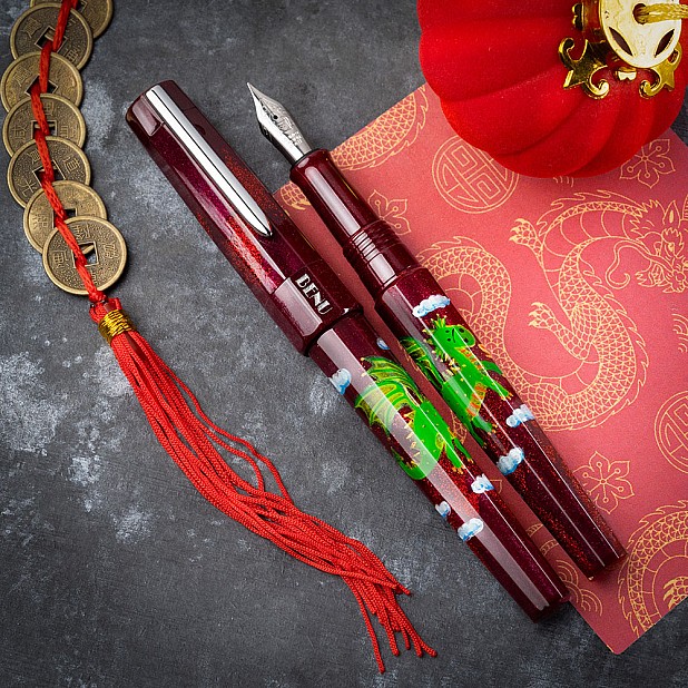 Benu Euphoria Draco Darling LE Fountain pen