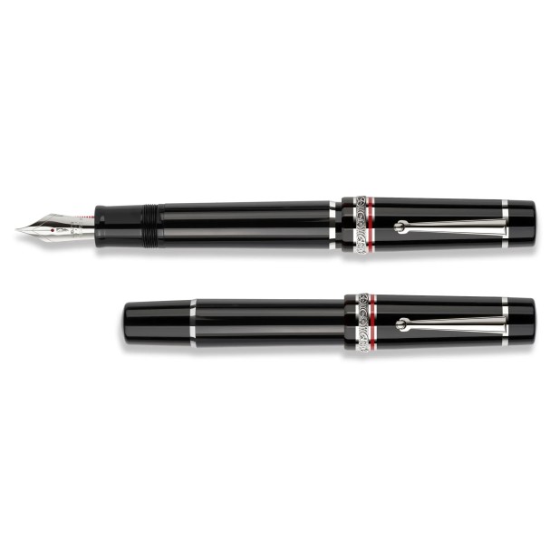 Delta Magnifica Oversize ST Fountain pen