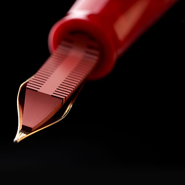 Delta Imperial Blu Mid-Size GT LE Fountain pen
