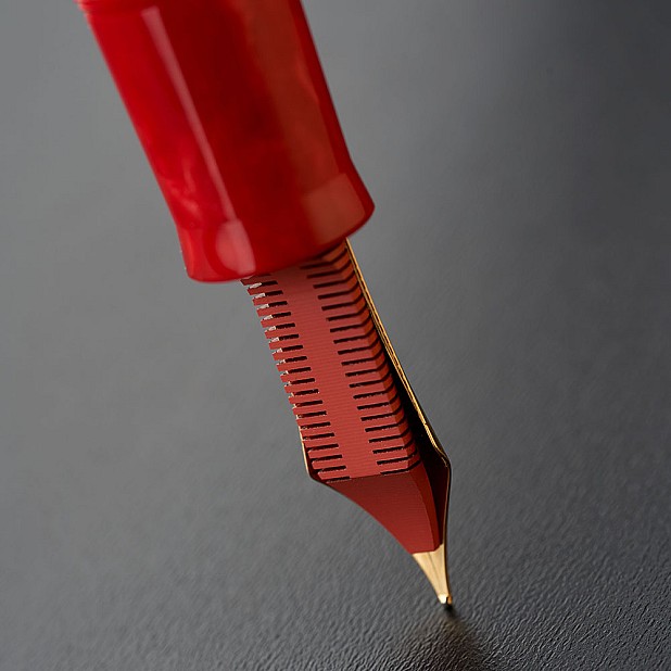 Delta Imperial Blu Mid-Size GT LE Fountain pen