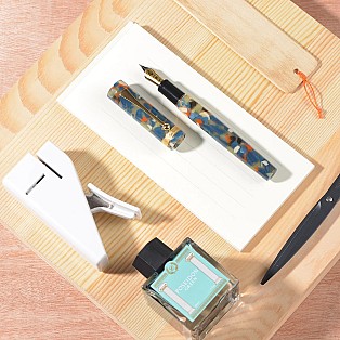 Laban Canyon Koi Fountain pen