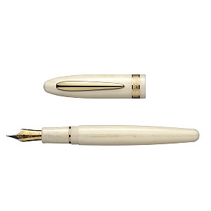 Laban Taroko Moon Cave Ivory Fountain pen