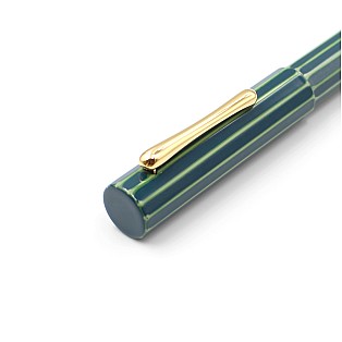 Taccia Kaku-Tate Ryu-ryoku Green Fountain pen