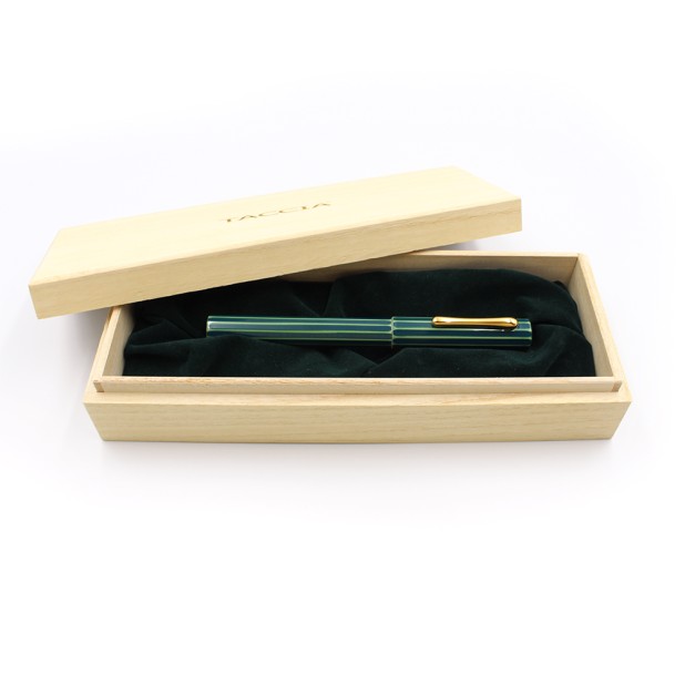 Taccia Kaku-Tate Ryu-ryoku Green Fountain pen