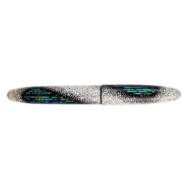 Taccia Miyabi Empress Maki-e Winter Breath LE Fountain pen