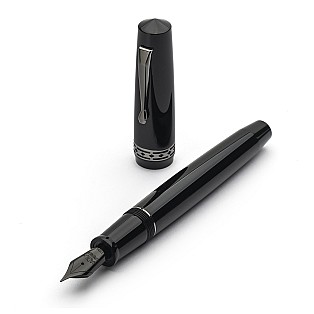 Radius Settimo Nero Essenza Lucido RT Fountain pen