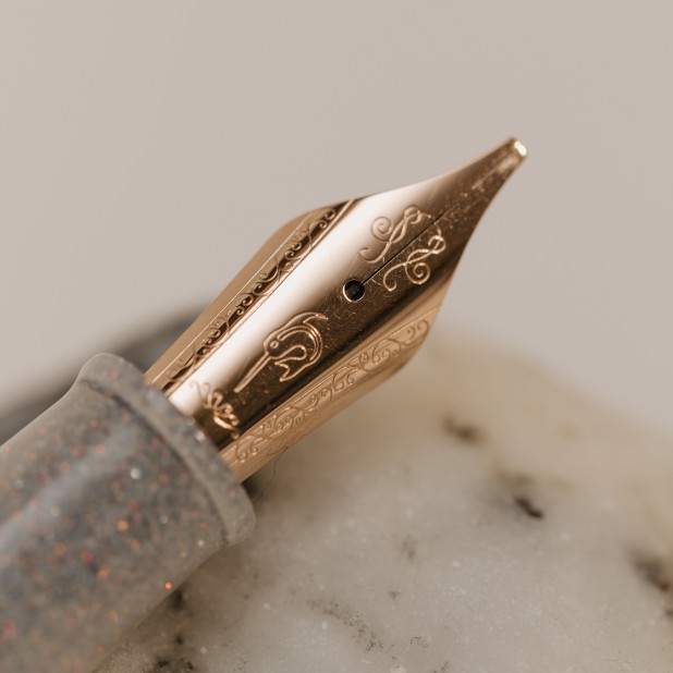 Nahvalur Original Plus Lovina Graphite RGT Fountain Pen