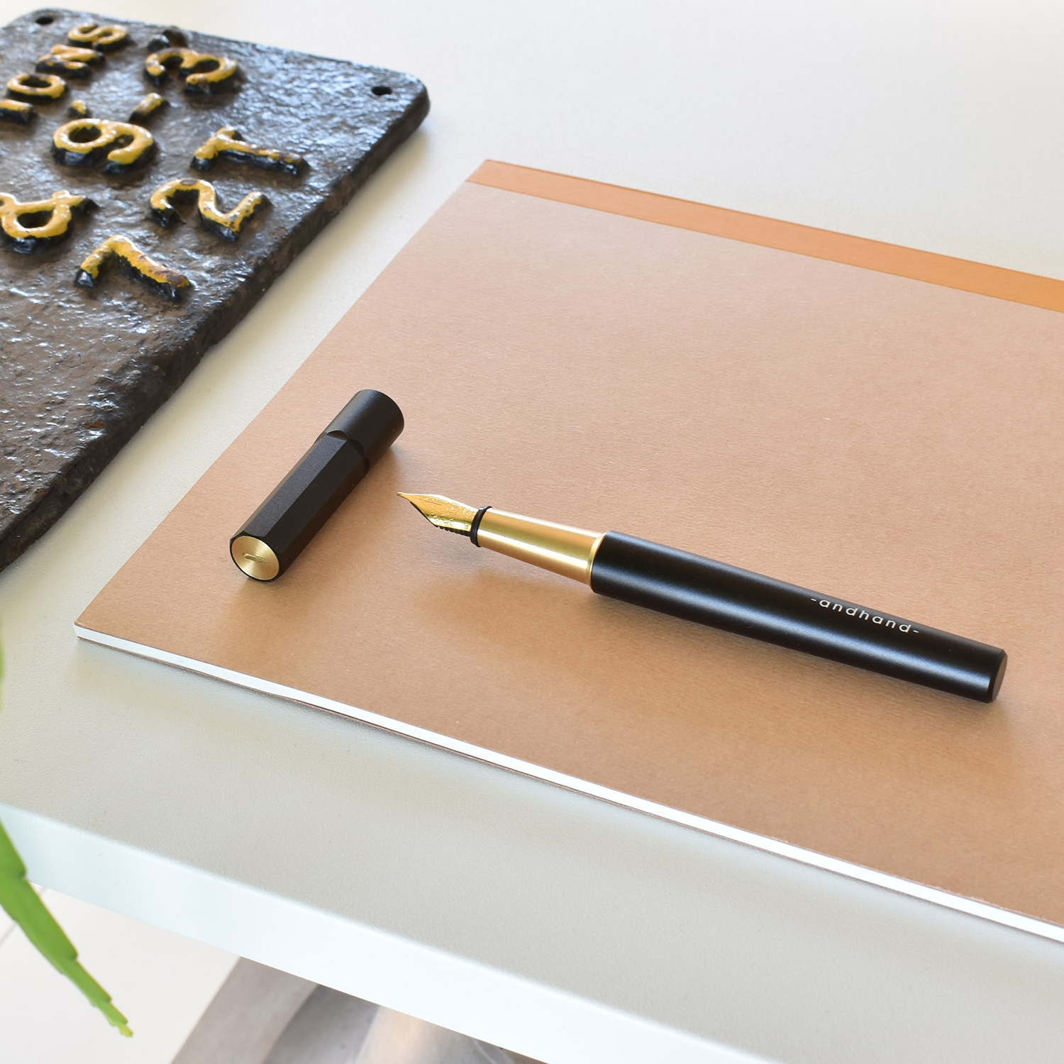 Andhand Method Black and Brass Füllfederhalter