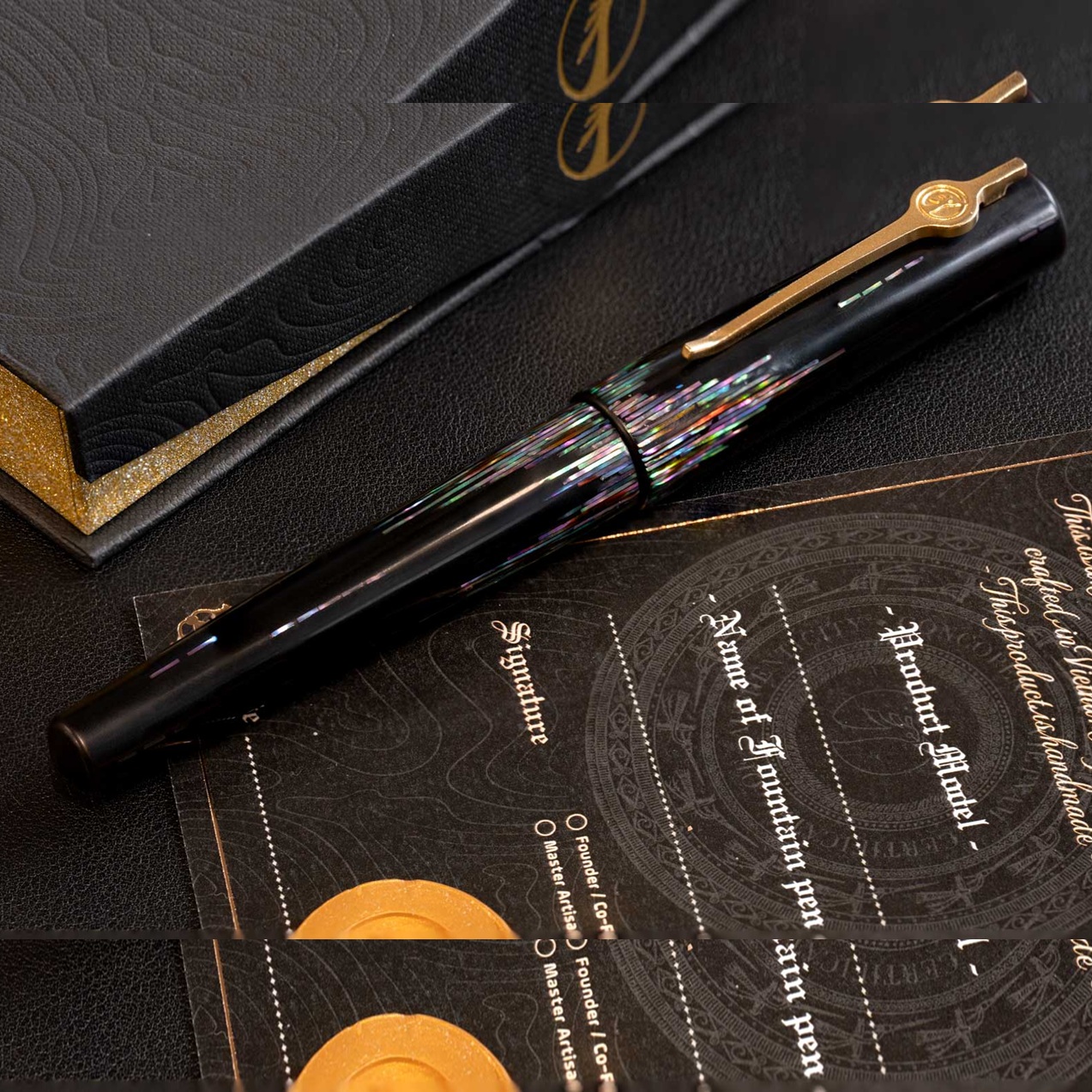 ConCoPens Mother-of-Pearl Lacquer Inlay Aurora Reservoarpenna