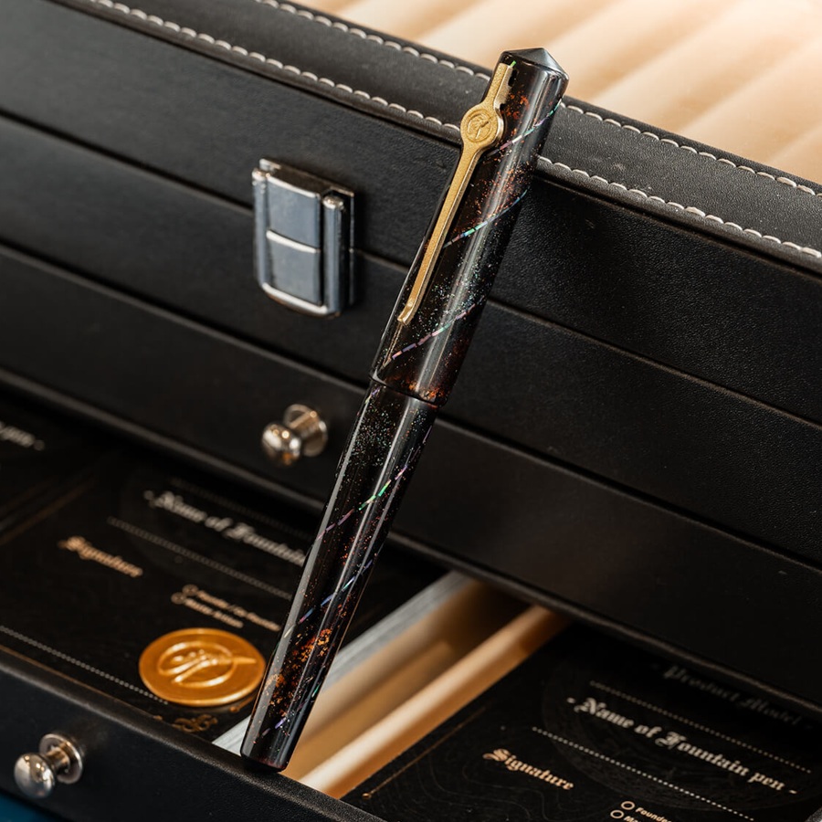 ConCoPens Mother-of-Pearl Lacquer Inlay Aurora Scroll Fountain Pen