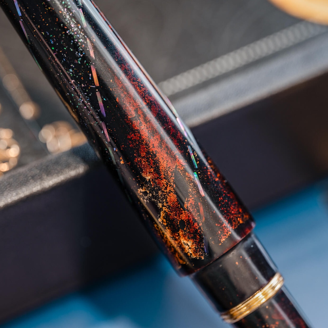 ConCoPens Mother-of-Pearl Lacquer Inlay Aurora Scroll Fountain Pen