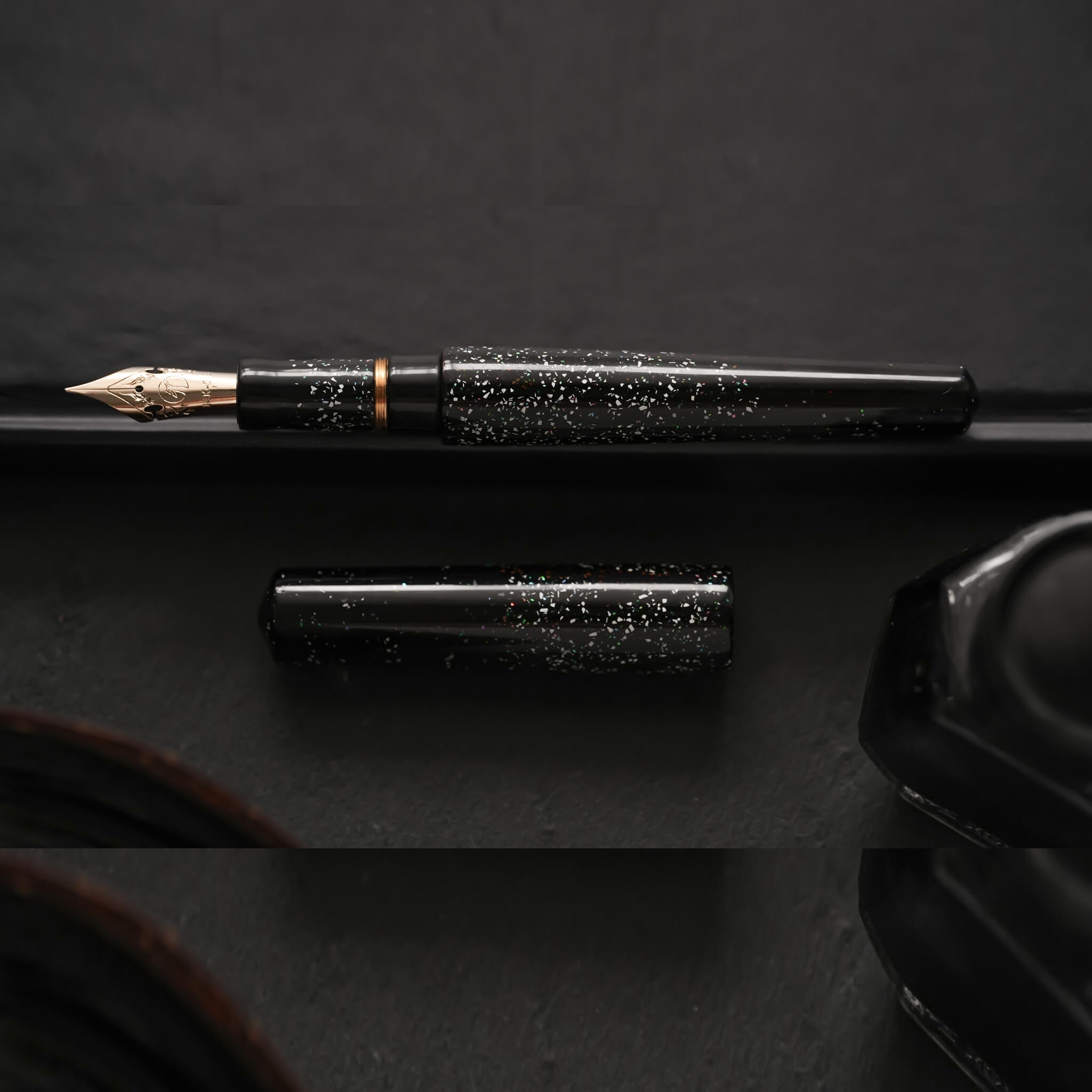 ConCoPens Vietnamese Lacquer Black Sea Caneta de Tinta Permanente