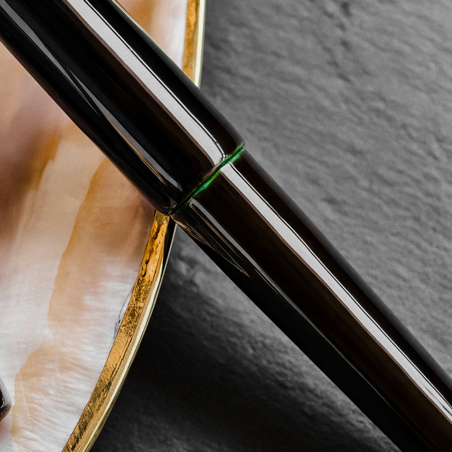 ConCoPens Vietnamese Lacquer Mộc Jade Line Vulpen