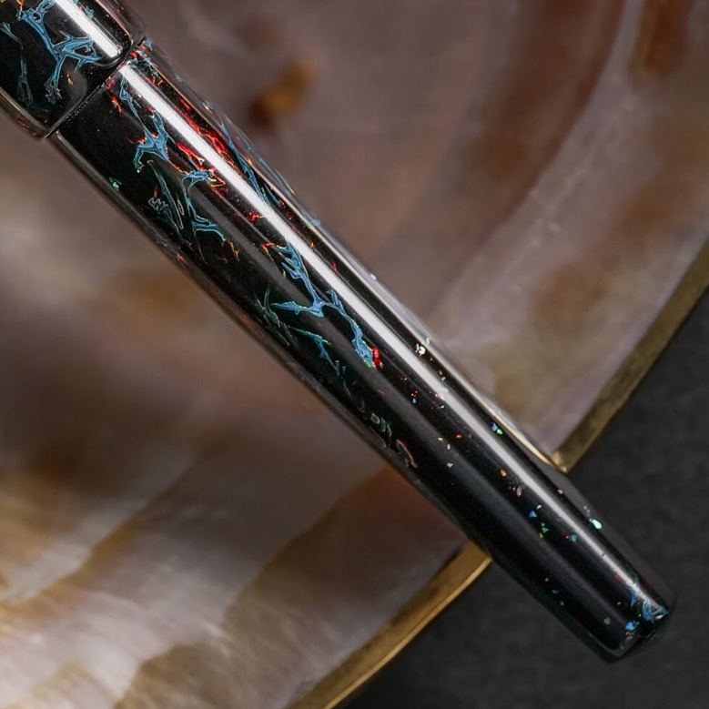 ConCoPens Vietnamese Lacquer Obsidia Fountain Pen