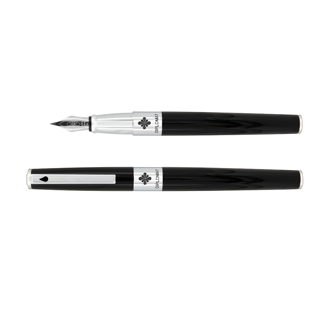 Diplomat CLR Black Lacquer Fountain pen