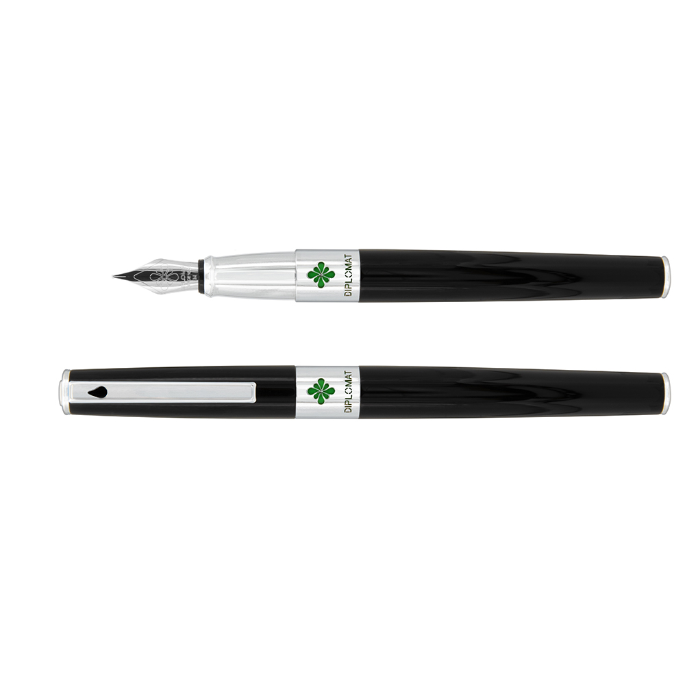Diplomat CLR Black Lacquer Fountain pen