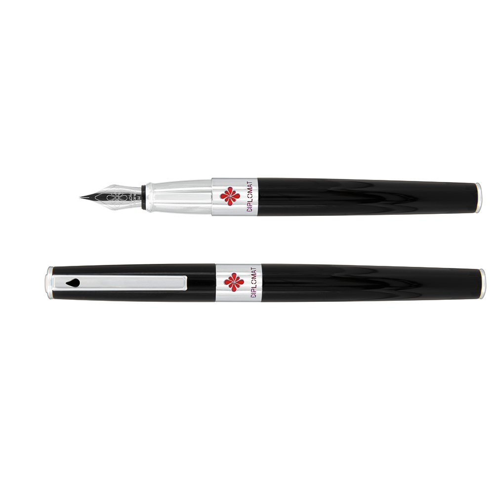 Diplomat CLR Black Lacquer Fountain pen