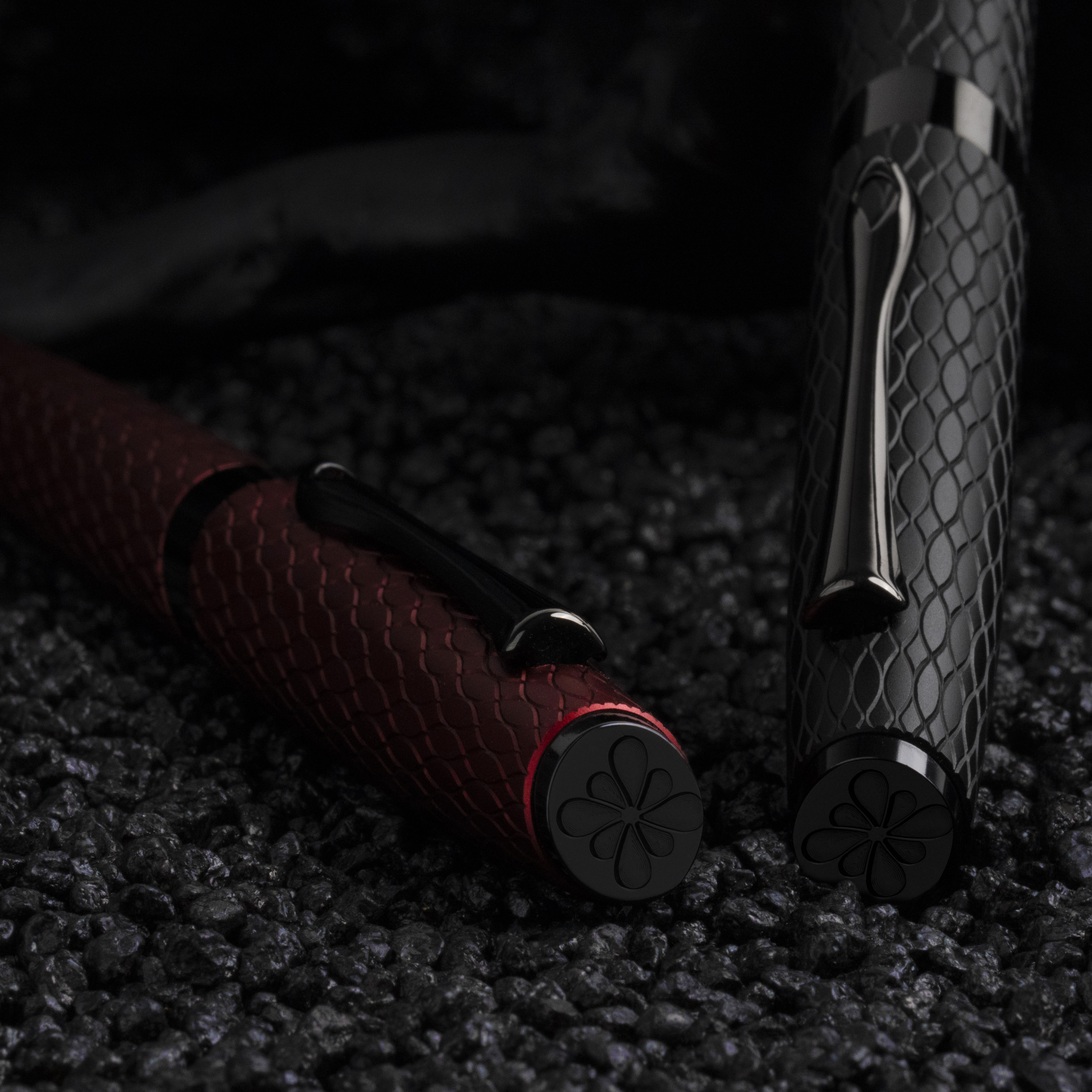 Diplomat Cobra Matte Black Guilloche Fountain pen