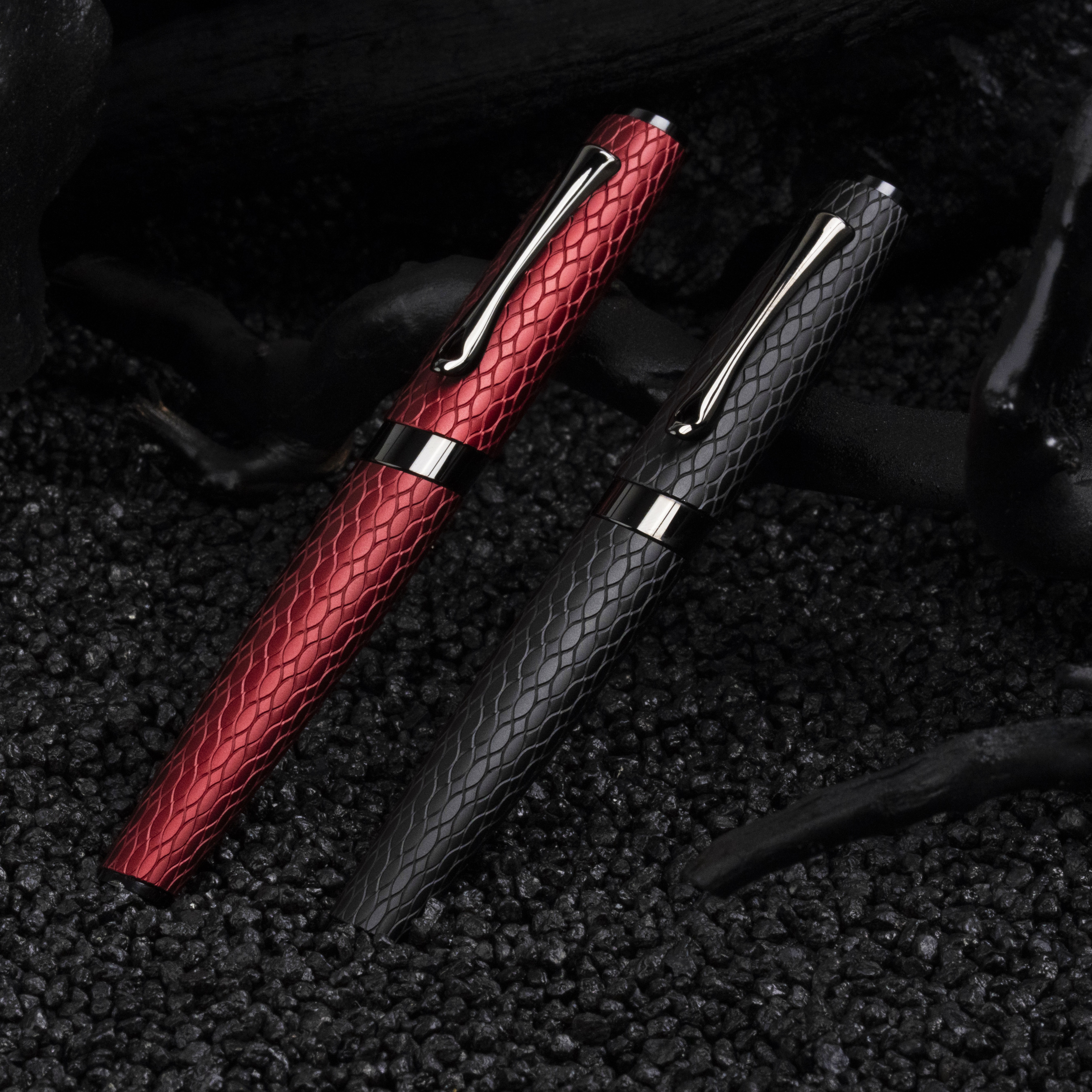 Diplomat Cobra Matte Black Guilloche Fountain pen