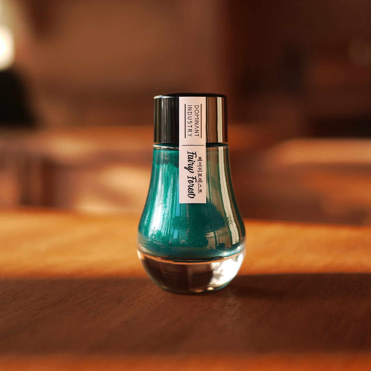 Dominant Industry Pearl No.017 Fairy Forest 25ml Butelka atramentu