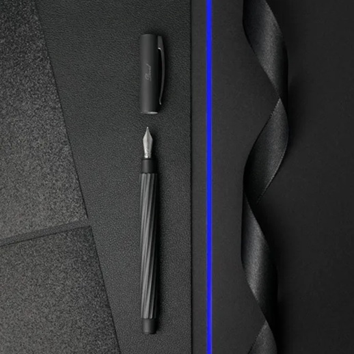 Faber-Castell Ambition Italic Obsidian Black Stylo Plume