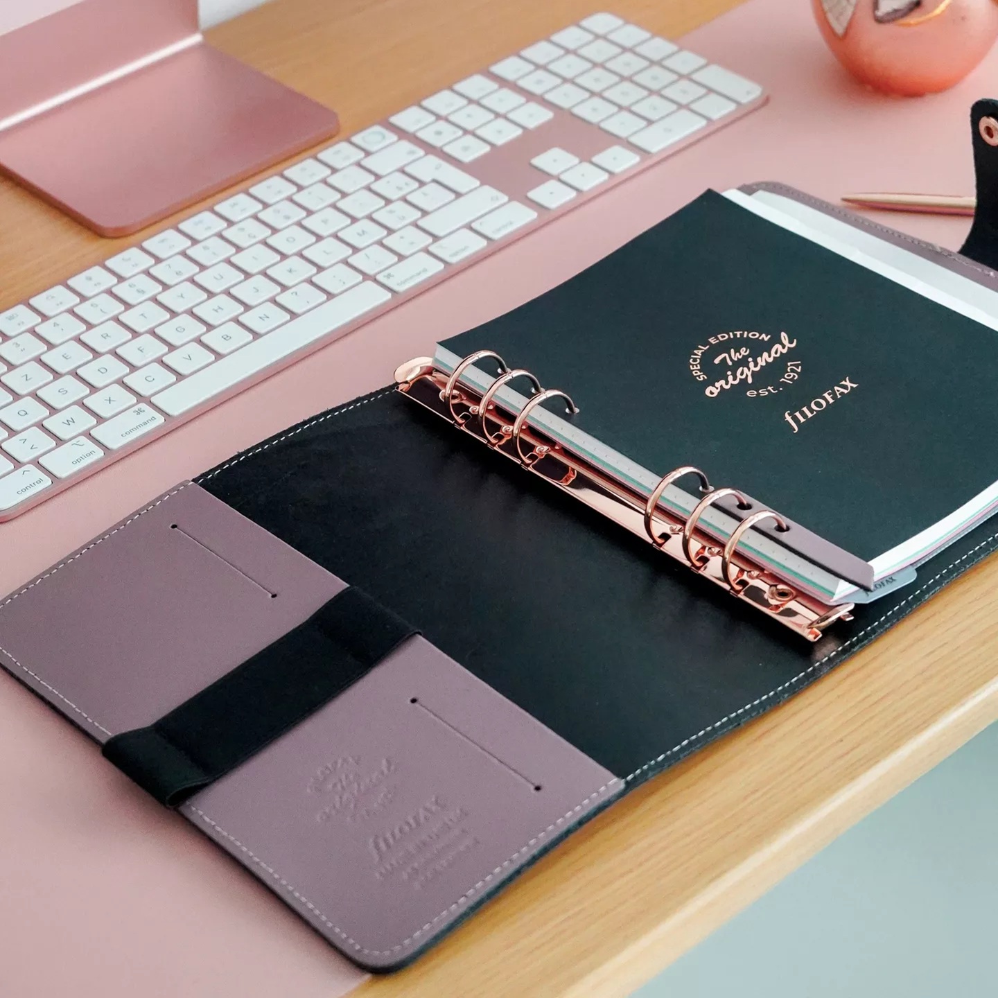 Filofax The Original Rose Quartz A5 Organizer