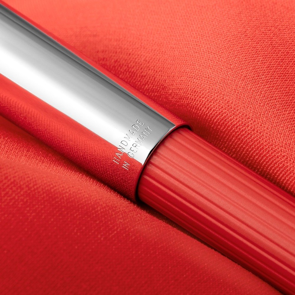 Graf von Faber-Castell Tamitio India Red Fountain pen
