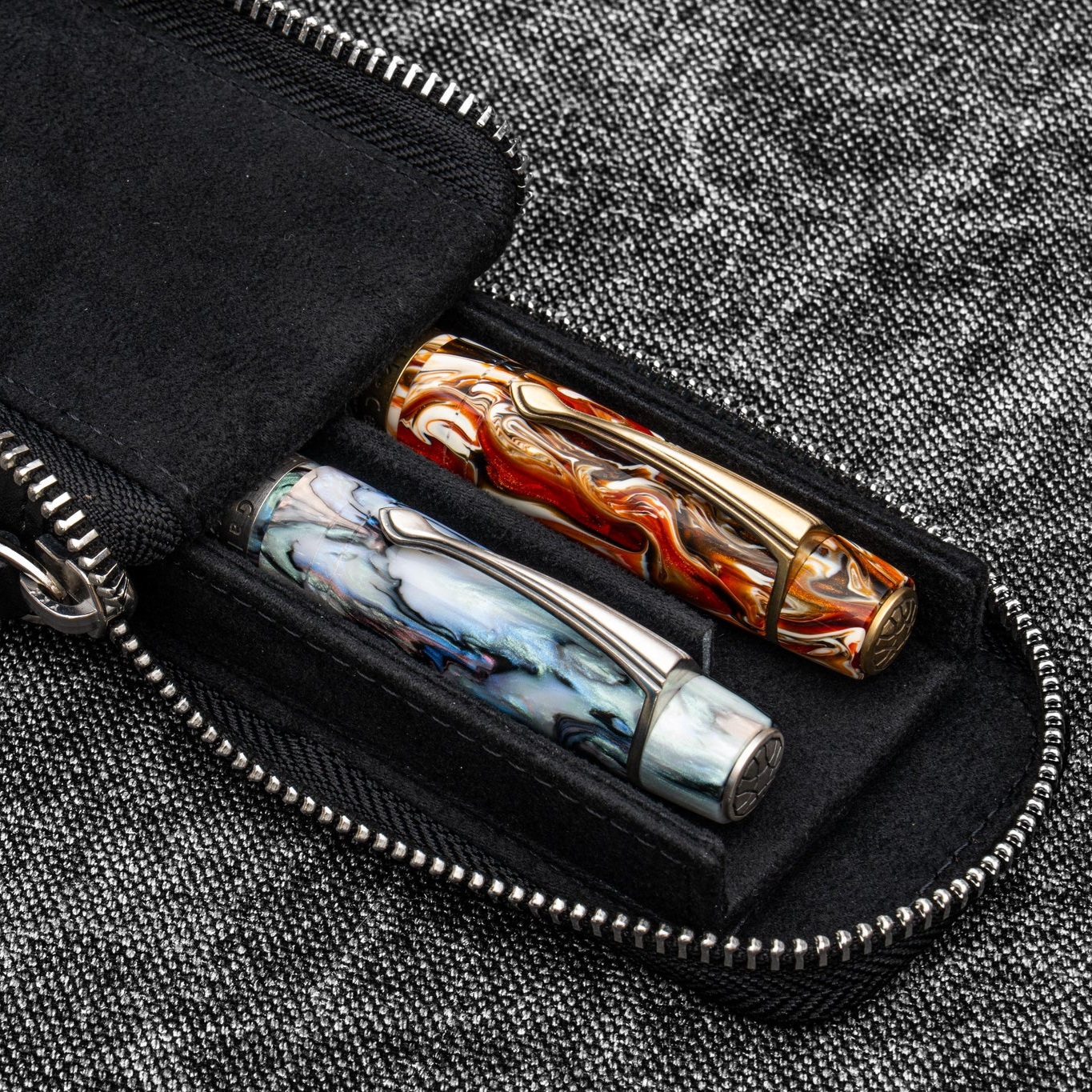 Galen Leather Magnum Opus Zippered 2 Slots Black Hard Pen Case