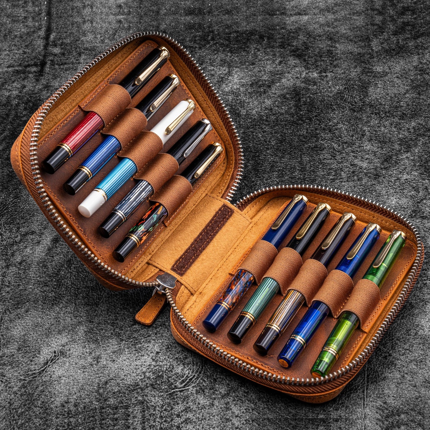 Galen Leather Crazy Horse Brown Zippered Expansi Pen Pouch (Tenfold)