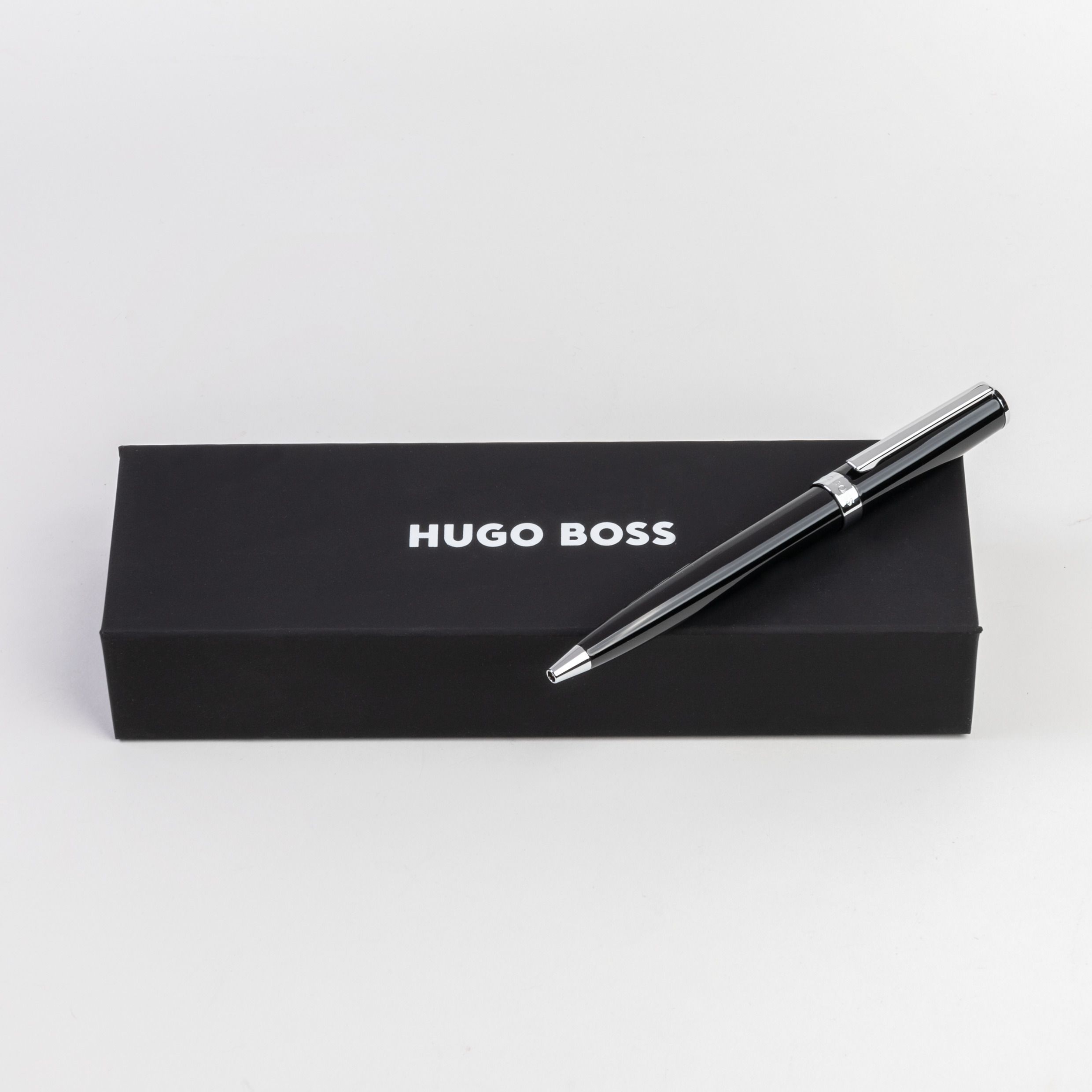 Hugo Boss Gear Icon Black Kugelschreiber