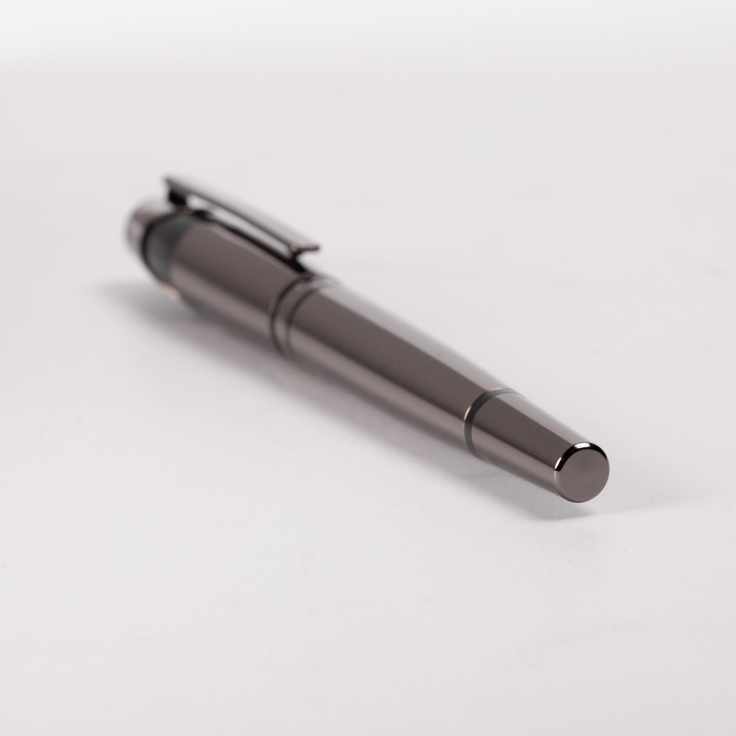 Hugo Boss Chevron Gunmetal Vulpen