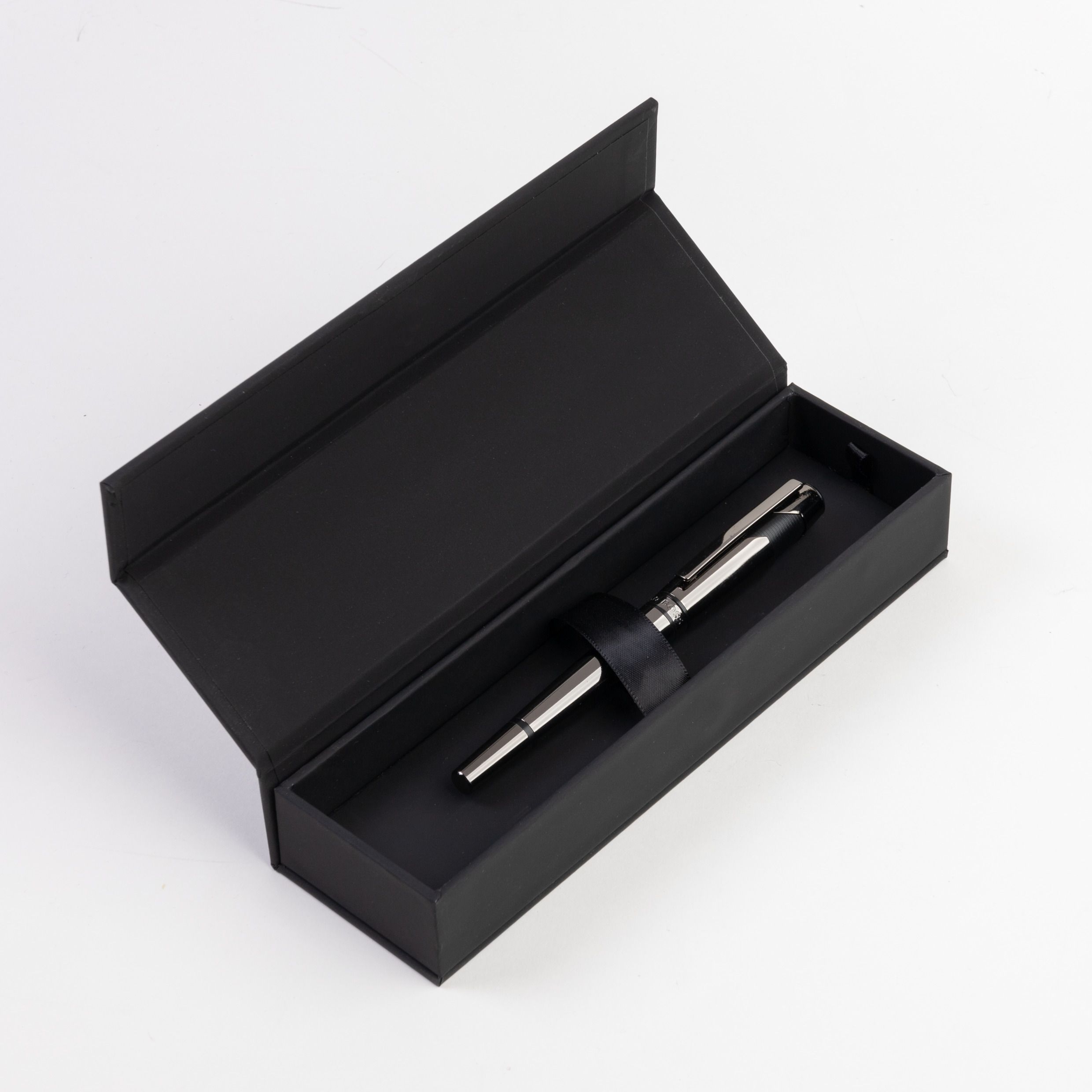 Hugo Boss Chevron Gunmetal Rollerball