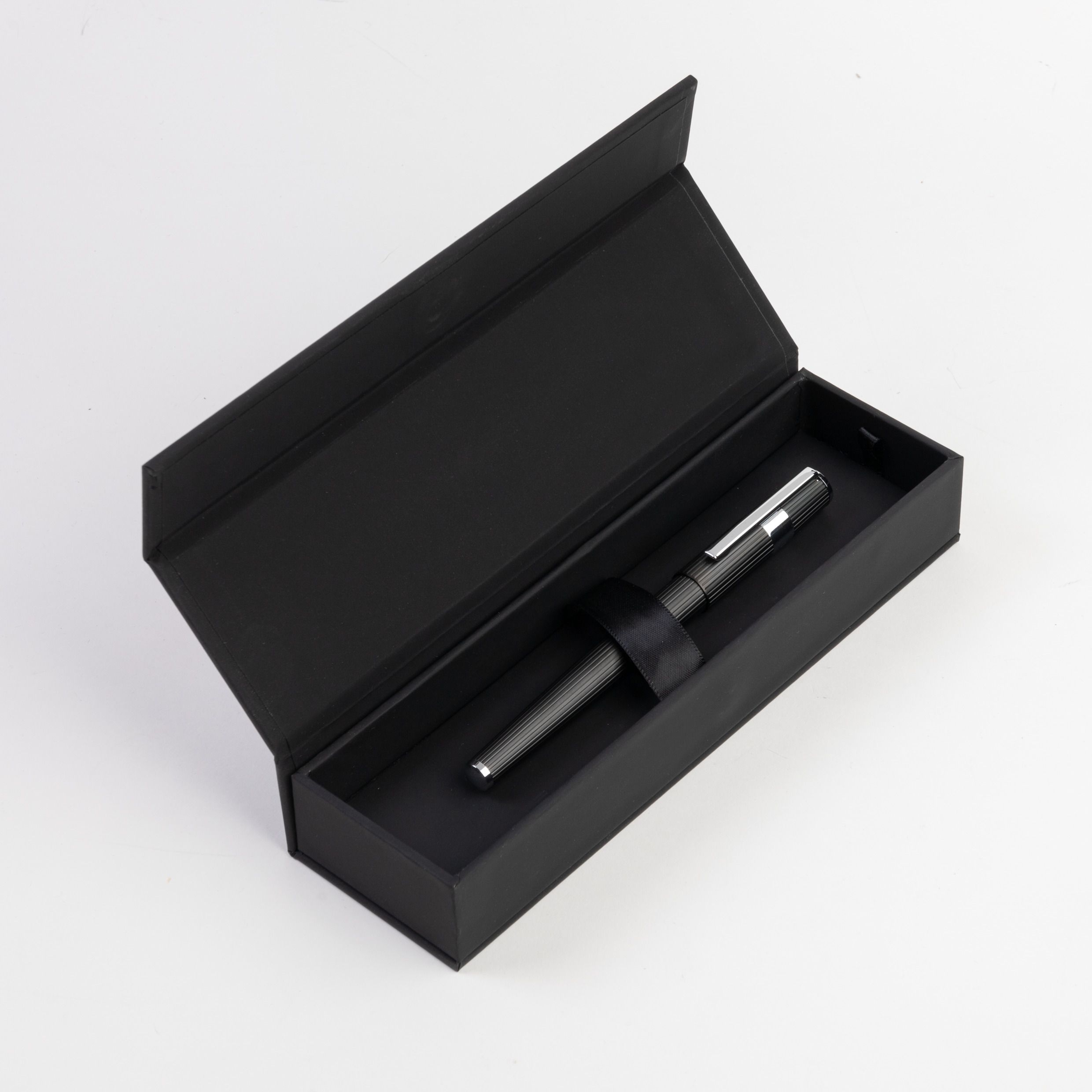 Hugo Boss Gear Ribs Black Vulpen