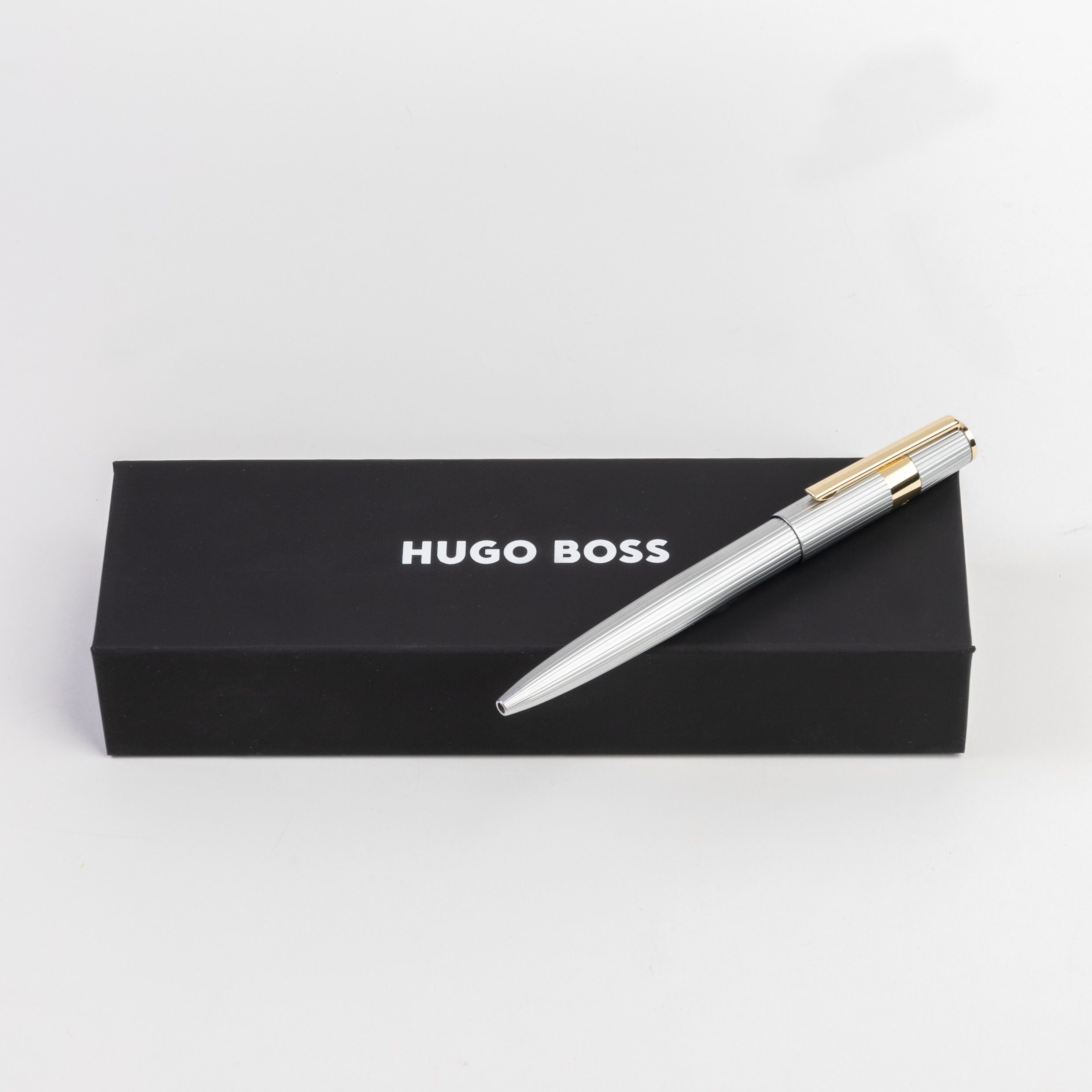 Hugo Boss Gear Pinstripe Silver GT Balpen