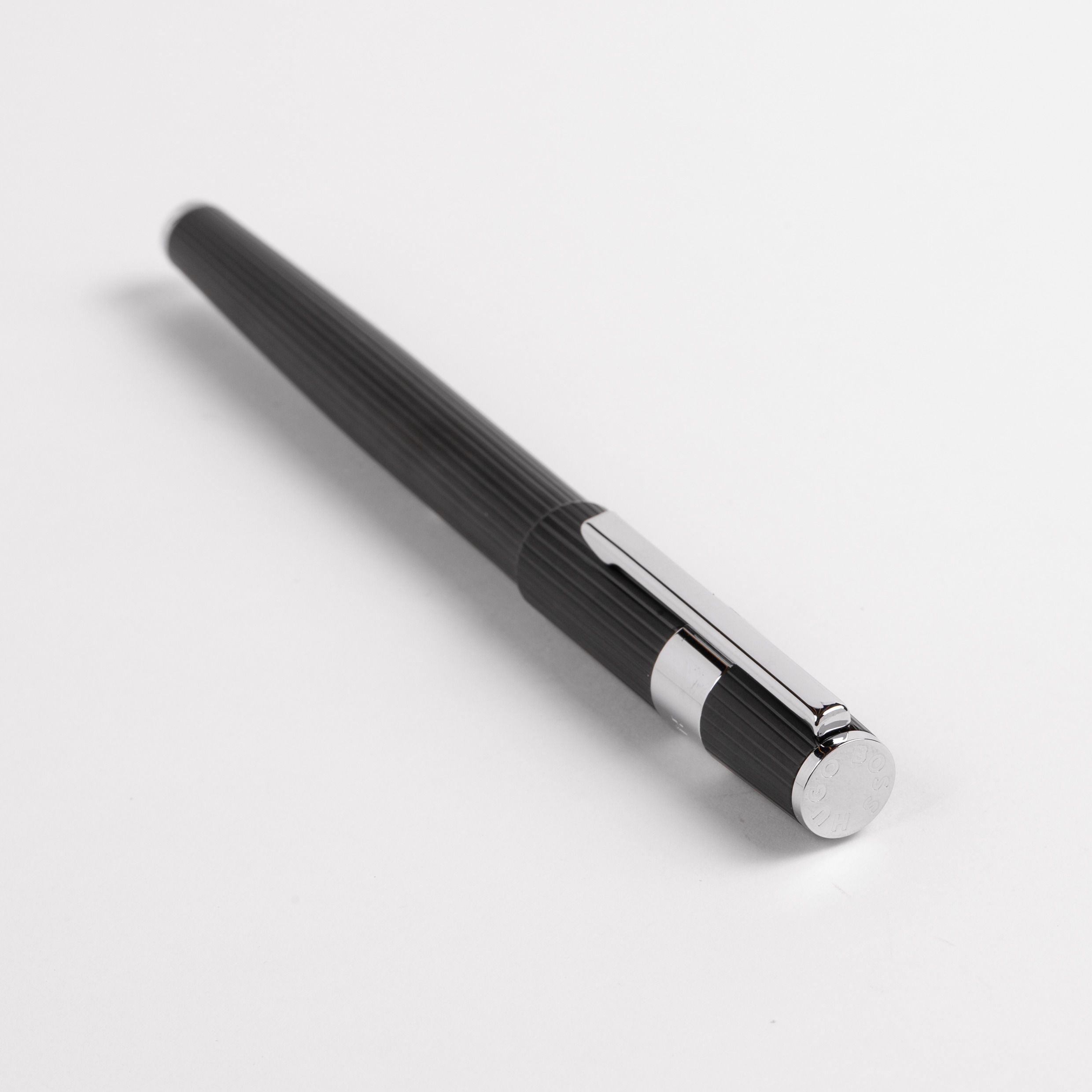 Hugo Boss Gear Ribs Black Rollerball
