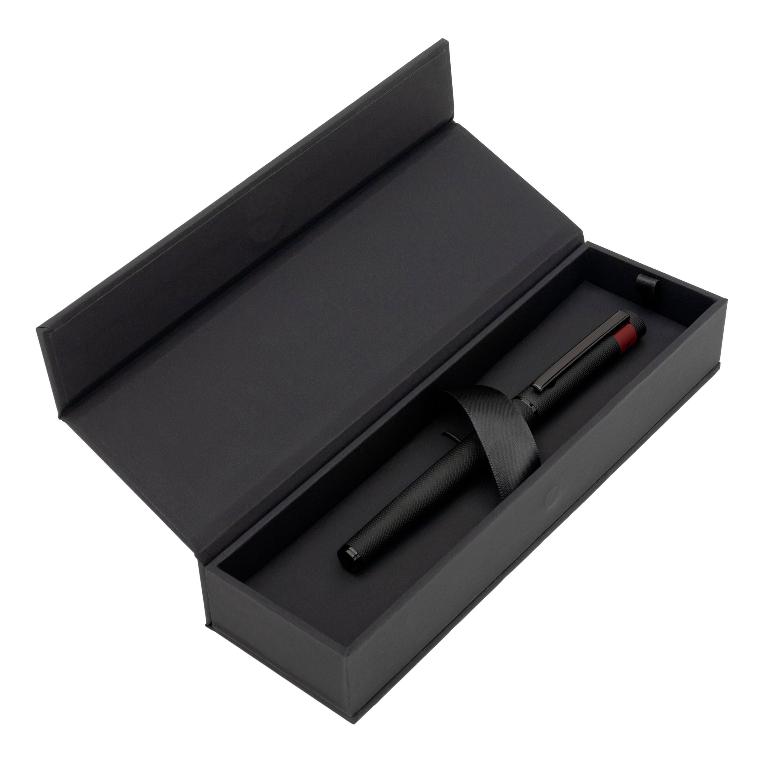 Hugo Boss Core Black Roller