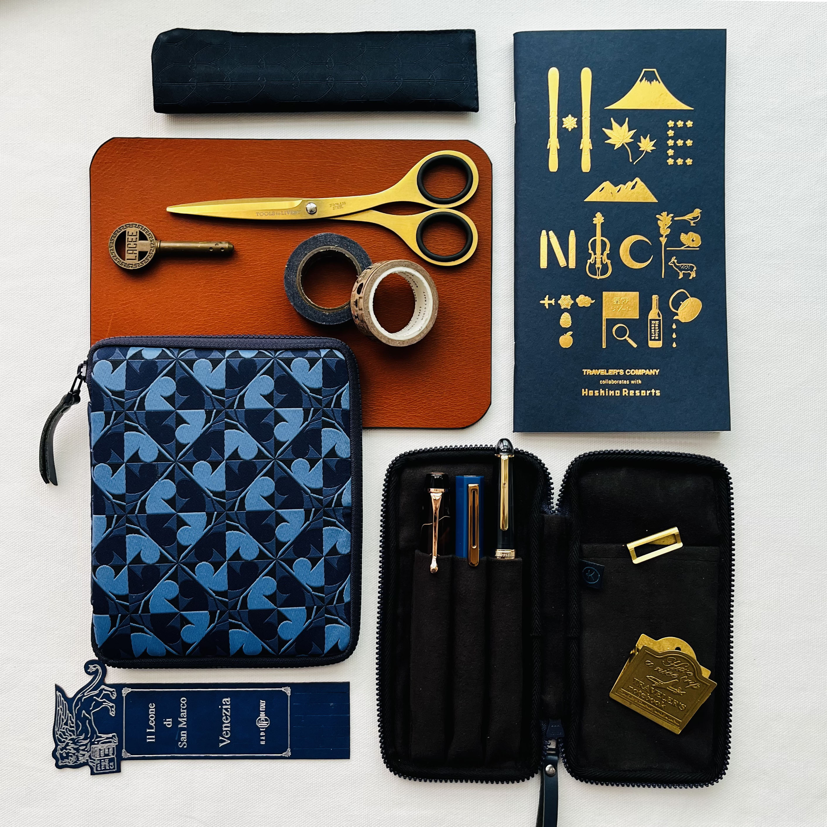 Kyoku Haku Archeology Blue Zippered Pen Pouch (Fivefold)